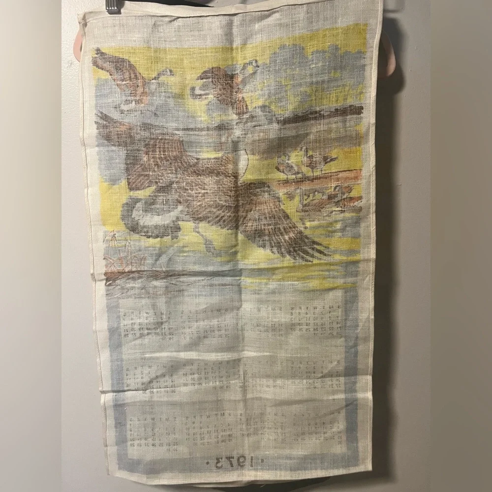 Vintage 1973 Goose Calendar Tea Towel